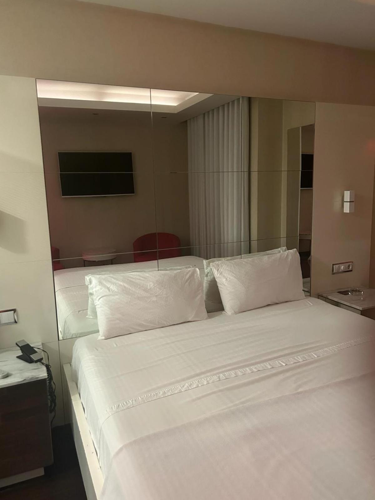Motel Flamingo Perafita Dış mekan fotoğraf